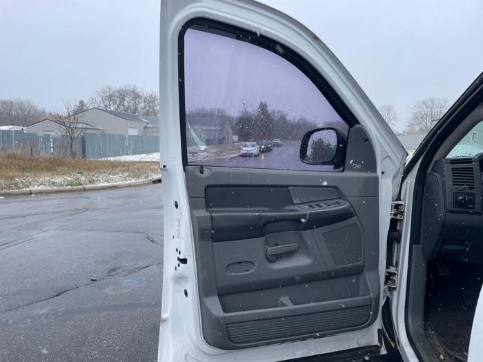 2007 dodge ram with 163409 miles for sale near elk-river, minnesota f09d95a6cf00402bae118eae5d1ab1f2.jpg