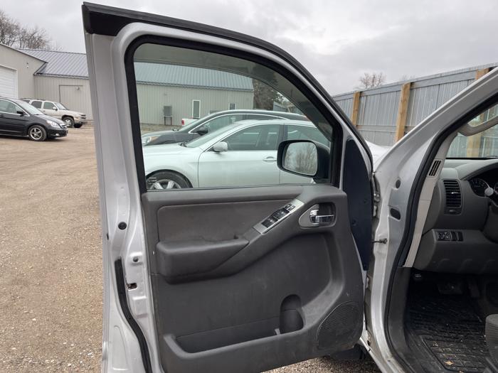 2005 nissan pathfinder sel with 260382 miles for sale near elk-river, minnesota f2adc9e7110646d29491b1e61d042282.jpg
