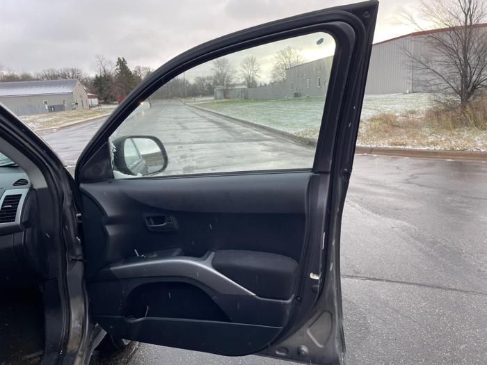 2007 mitsubishi outlander sel with 174016 miles for sale near elk-river, minnesota f365ad1171a847fba3bf87eb8755b8b7.jpg
