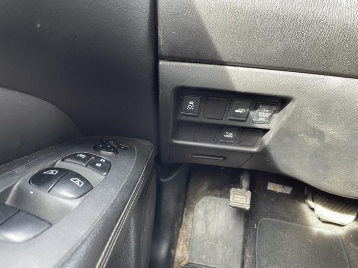 2014 nissan pathfinder-sv- sl with 119472 miles for sale near elk-river, minnesota f3b964dc1a1e4f1194a28f75866b9fac.jpg