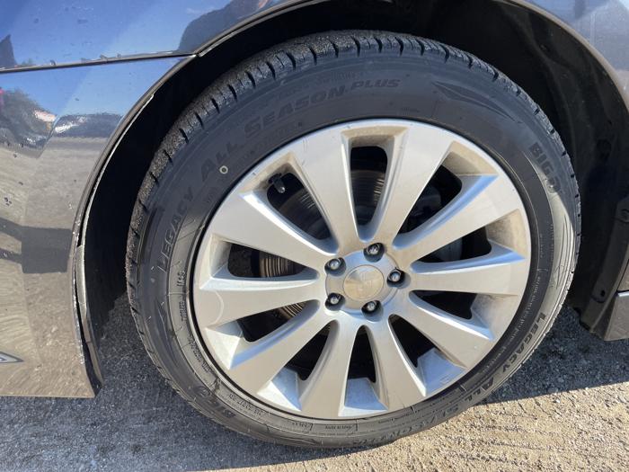 2011 subaru legacy 2.5i-limited with 145624 miles for sale near elk-river, minnesota f3c6ac1a8e9843e6b14e894725966897.jpg