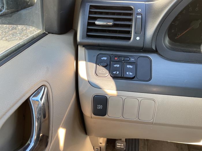 2005 honda odyssey ex-l with 213777 miles for sale near elk-river, minnesota f453fea1765240e7a21c01bc1955396c.jpg