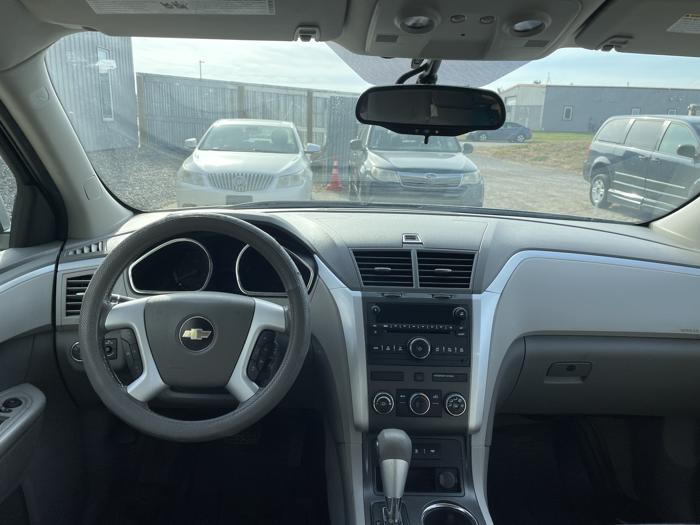 2011 chevrolet traverse ls with 190258 miles for sale near elk-river, minnesota f5d3909a6ad542aa83b78b919e87b49f.jpg