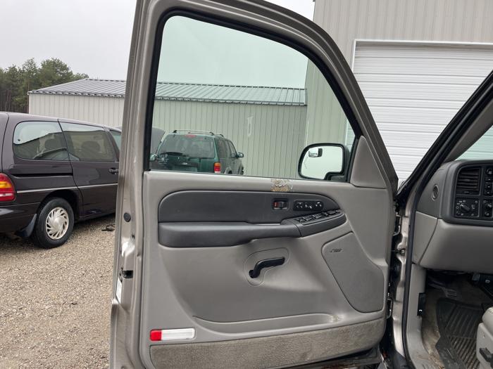 2003 gmc yukon sel with 165146 miles for sale near elk-river, minnesota f7a688a7619f4b2496a8f5d28b4b85e2.jpg