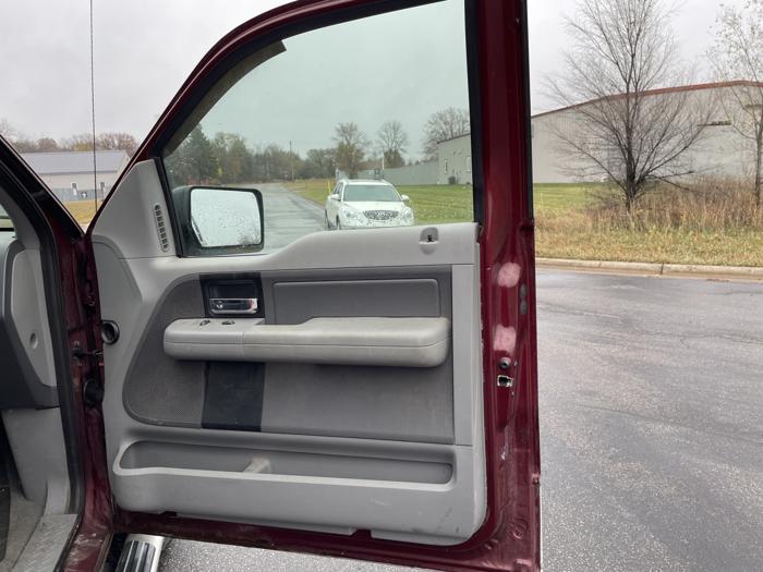 2006 ford f-150 styleside with 230054 miles for sale near elk-river, minnesota fa3286b7d63543f8b1299b9bb57c7316.jpg