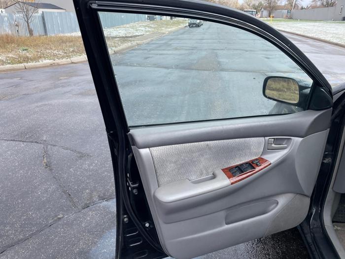 2004 toyota corolla with 160339 miles for sale near elk-river, minnesota fb22eea645b5426f941bfd3f6a5d8a96.jpg