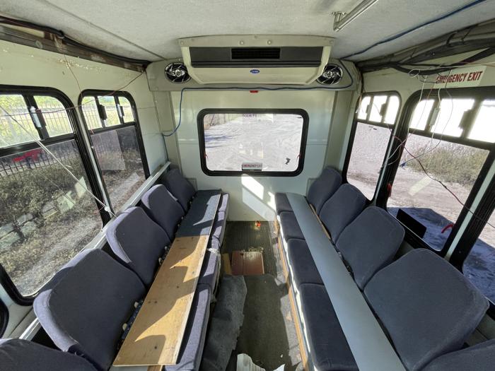2001 ford e-350-sd sel with 110286 miles for sale near elk-river, minnesota fb7a7a5c19854c4895978621d5b97594.jpg