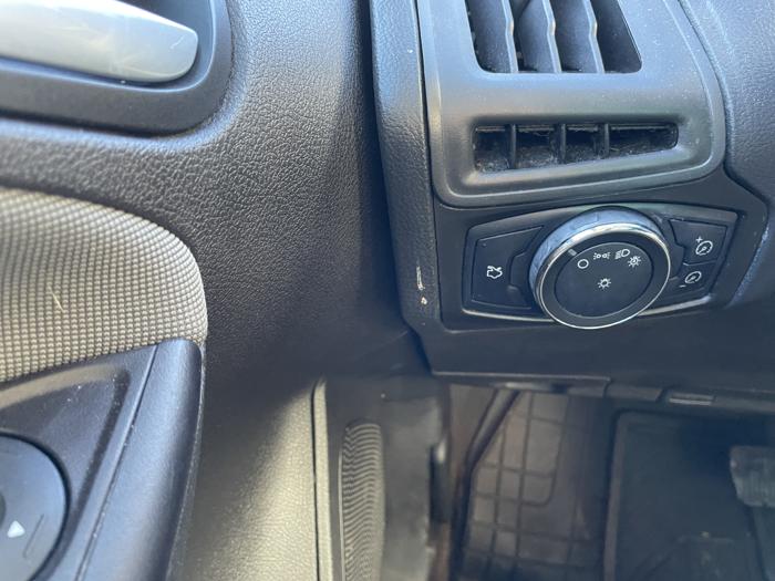 2013 ford focus se with 236382 miles for sale near elk-river, minnesota fc699c32753c48fa88973c9686e7dfdd.jpg