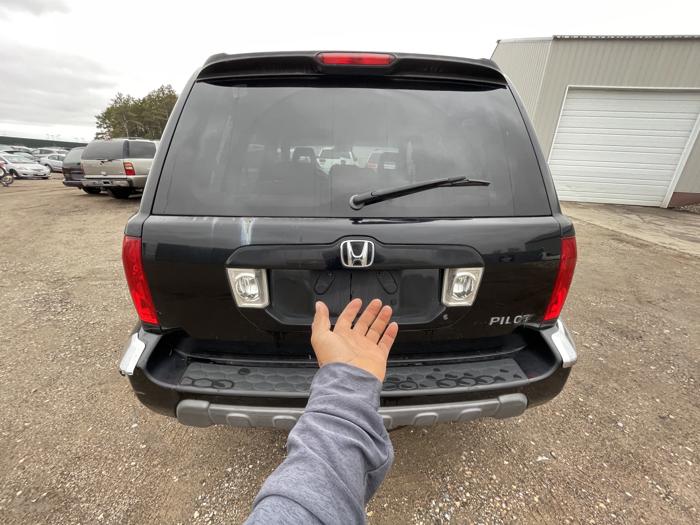 2004 honda pilot ex-l with 225186 miles for sale near elk-river, minnesota fdb43c5217d7467993f16f5e0544f6f4.jpg