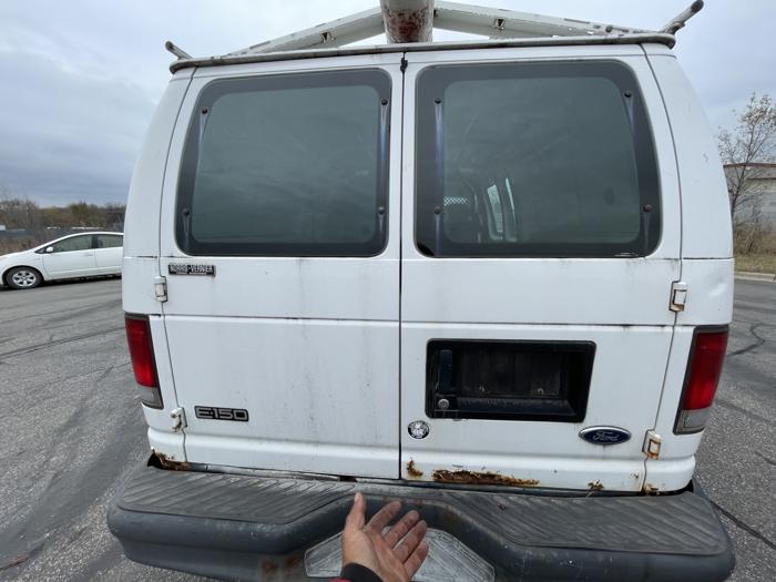 2003 ford e-150 base with 209692 miles for sale near elk-river, minnesota ff176600bd8a42d588ef6d248aca6d13.jpg