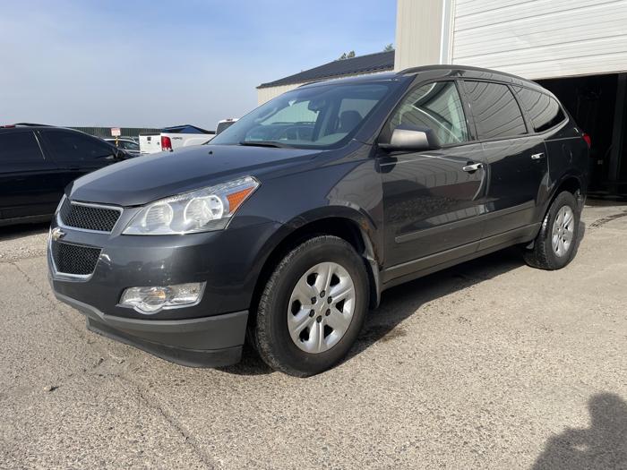 2011 chevrolet traverse ls with 190258 miles for sale near elk-river, minnesota fffe971b88be4dd0b520aefbc7a1b175.jpg