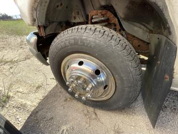 2001 ford e-350-sd sel with 110286 miles for sale near elk-river, minnesota 036bb8fd8c6c448ba758cd58c3e3f973.jpg