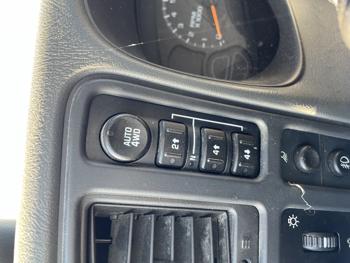 2005 gmc sierra sel with 136041 miles for sale near elk-river, minnesota 064ffa05b47a47469957dee136c684e3.jpg