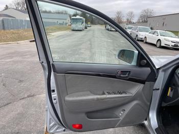2010 hyundai sonata with 177959 miles for sale near elk-river, minnesota 095a8f78f57e4936b72b94ebd1b80b3d.jpg