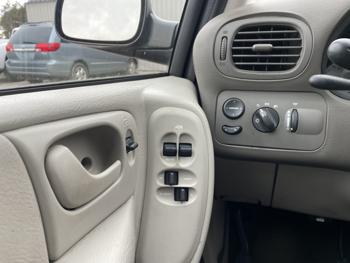 2005 dodge caravan-grand-caravan sxt with 184852 miles for sale near elk-river, minnesota 12664cae00df462682bcce02165d2140.jpg