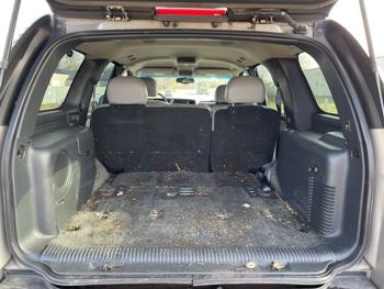 2001 chevrolet tahoe with 265949 miles for sale near elk-river, minnesota 126ba7da80f549eb8079116e74b207b8.jpg