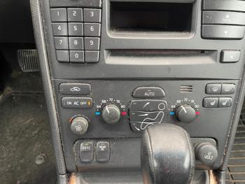 2005 volvo xc90 sel with 127627 miles for sale near elk-river, minnesota 1731e3edb75444cd96cadb359c3ece2c.jpg