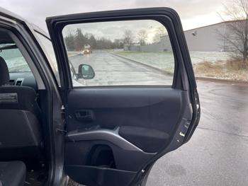 2007 mitsubishi outlander sel with 174016 miles for sale near elk-river, minnesota 1ac6cc830b2e45639d45412cb352b166.jpg