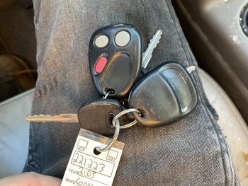 2003 gmc yukon-xl 1500 with 309803 miles for sale near elk-river, minnesota 1cc2a188843f46b58a72f477f88bf830.jpg