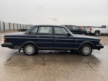 1989 volvo 240-series dl with 241920 miles for sale near elk-river, minnesota 1f330bc9a2ca43efb9ad58b10e26c835.jpg