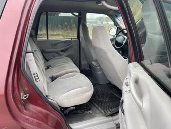 2001 ford expedition xlt with 191717 miles for sale near elk-river, minnesota 1fce02a89a9d4beab76a1cd81c5128b4.jpg