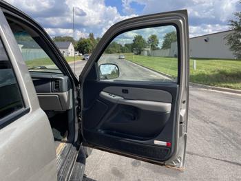 2002 chevrolet tahoe ls with 281232 miles for sale near elk-river, minnesota 23462cc8ccf843aab4dad3705bf7dbfe.jpg