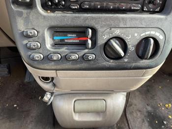 2000 chrysler town-and-country limited with 184467 miles for sale near elk-river, minnesota 23a49a44ddea43d8ac43b1b624aa92b6.jpg