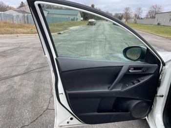 2012 mazda mazda3 sport-gx with 147306 miles for sale near elk-river, minnesota 27a0440a35f646bf94bfaf9054cbdbe0.jpg