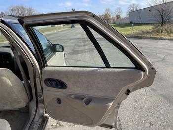 1997 oldsmobile cutlass-supreme sl with 104271 miles for sale near elk-river, minnesota 2848502c580643bf8c4e8c22693246c9.jpg