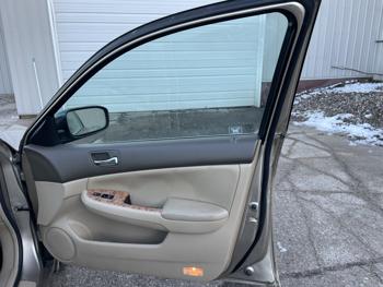 2004 honda accord ex-v6 with 250349 miles for sale near elk-river, minnesota 2d082a467ad849d9b9f129cd0cc1278d.jpg
