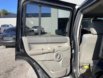 2006 jeep commander sel with 151609 miles for sale near elk-river, minnesota 2f1bd102434c424db8d4ce57bd4efb9c.jpg