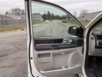 2010 dodge grand-caravan sxt with 188284 miles for sale near elk-river, minnesota 34bc8c1d9560430b917a411f055728ea.jpg