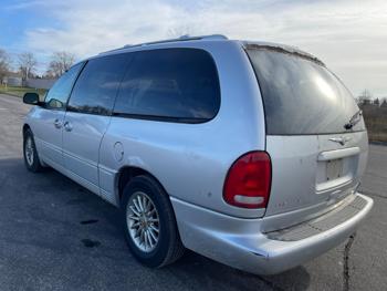 2000 chrysler town-and-country limited with 184467 miles for sale near elk-river, minnesota 3cabbfdd65024a6eb9f054d22d15b6ba.jpg