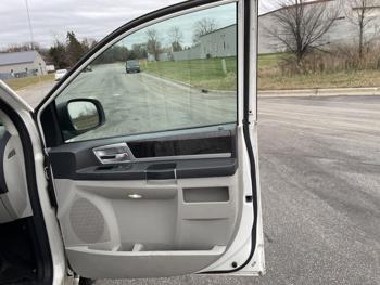 2010 dodge grand-caravan sxt with 188284 miles for sale near elk-river, minnesota 44704ee9f12c41e7a5f5a1080684fb0b.jpg