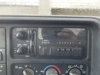 1997 chevrolet gmt-400 with 218322 miles for sale near elk-river, minnesota 447122cd0ef64b27b2d34907ef9a73d3.jpg
