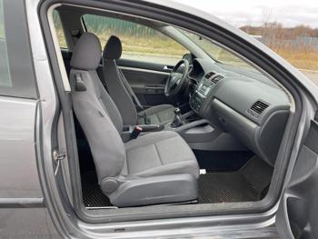 2009 volkswagen rabbit base with 141462 miles for sale near elk-river, minnesota 4550a85c29f844f9ac56d8447ab8d04f.jpg