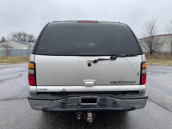 2004 chevrolet suburban with 289418 miles for sale near elk-river, minnesota 48ad9990a98543728f87933a496b496d.jpg