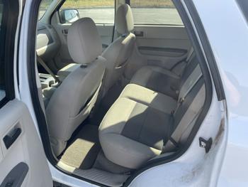 2008 ford escape-xlt- xlt with 148991 miles for sale near elk-river, minnesota 490c20a2854d4f439b37df563f047e30.jpg