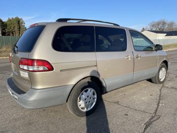 2003 toyota sienna le with 204707 miles for sale near elk-river, minnesota 499c937ce3fe4a1e92702e0ef3e0f5f4.jpg