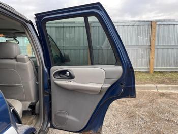 2005 chevrolet trailblazer ls with 149856 miles for sale near elk-river, minnesota 4bf150273b774ab797792f2a736b31eb.jpg