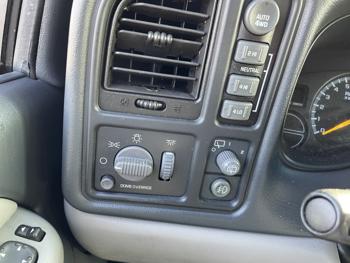 2001 chevrolet tahoe with 265949 miles for sale near elk-river, minnesota 4c2cf415ca3140eaaf0d06444d07180d.jpg