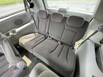 2007 chrysler town-&-country touring with 216573 miles for sale near elk-river, minnesota 4c36bebcbdd048fa8a35aa259e2d676d.jpg