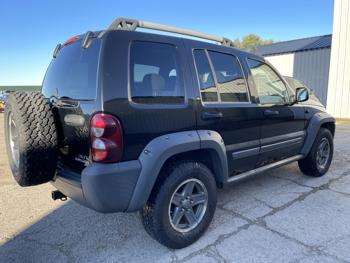 2006 jeep liberty renegade with 239782 miles for sale near elk-river, minnesota 4d24755e3dde471398f049e4e01374aa.jpg