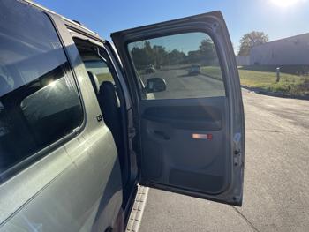 2003 gmc yukon-xl 1500 with 309803 miles for sale near elk-river, minnesota 4e043b56b1414d0099fc4b20f37bcccf.jpg