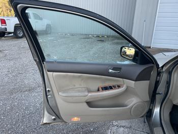 2004 honda accord ex-v6 with 250349 miles for sale near elk-river, minnesota 50c1c4fb988d4701b5230200ff524e86.jpg