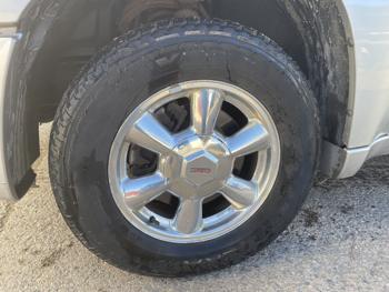 2005 gmc envoy xl-sle with 171865 miles for sale near elk-river, minnesota 547e63aa938f438c929dc33f7bd904a1.jpg