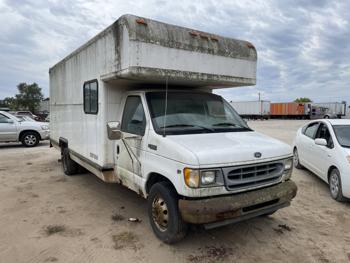 2001 ford econoline super-duty with 179206 miles for sale near elk-river, minnesota 55b9fcc998d241efa22729a1849dd744.jpg