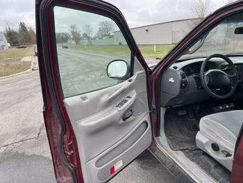 2001 ford expedition xlt with 191717 miles for sale near elk-river, minnesota 586577fe25e34c22a8dcd4a2d3775dfd.jpg