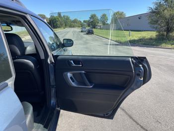 2005 subaru outback 2.5i-limited with 104974 miles for sale near elk-river, minnesota 58b1a8f4d36f4058a6c8a110dd5bb31f.jpg