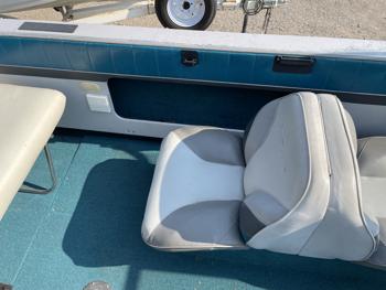 1995 crestliner phantom for sale near elk-river, minnesota 5b5eb6954bcf48e993c10945f6759e3d.jpg
